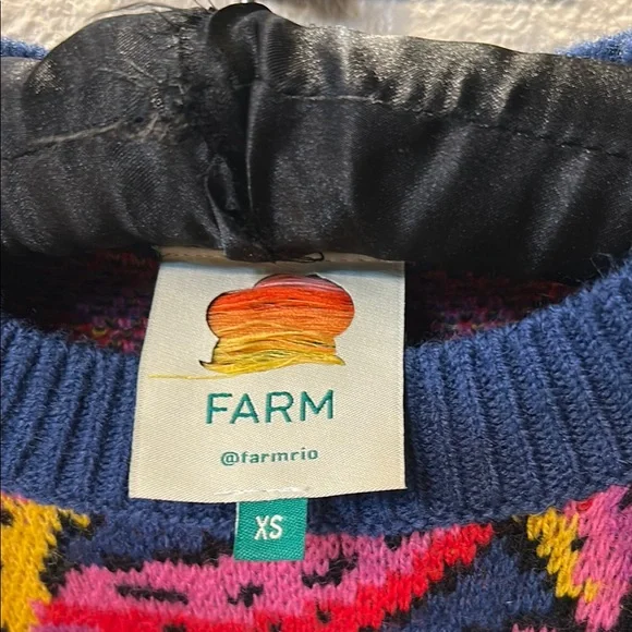 Iconic FARM Rio Banana Sweater. Perfect condition, warm and cozy! XS - Picture 2 of 6